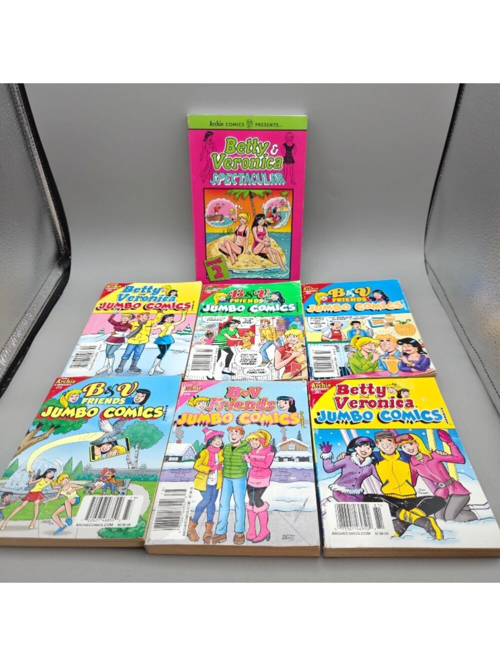 Betty and Veronica Comic Book Lot 7 Jumbo Digests Spectacular Archie Comic B&V
